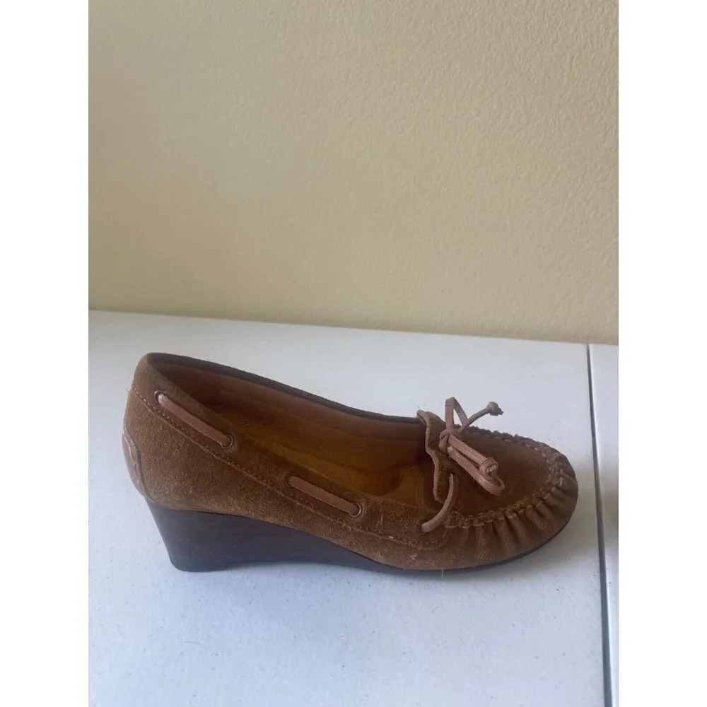 Nurture by Lamaze Nurture Dover wedges size 7  brown